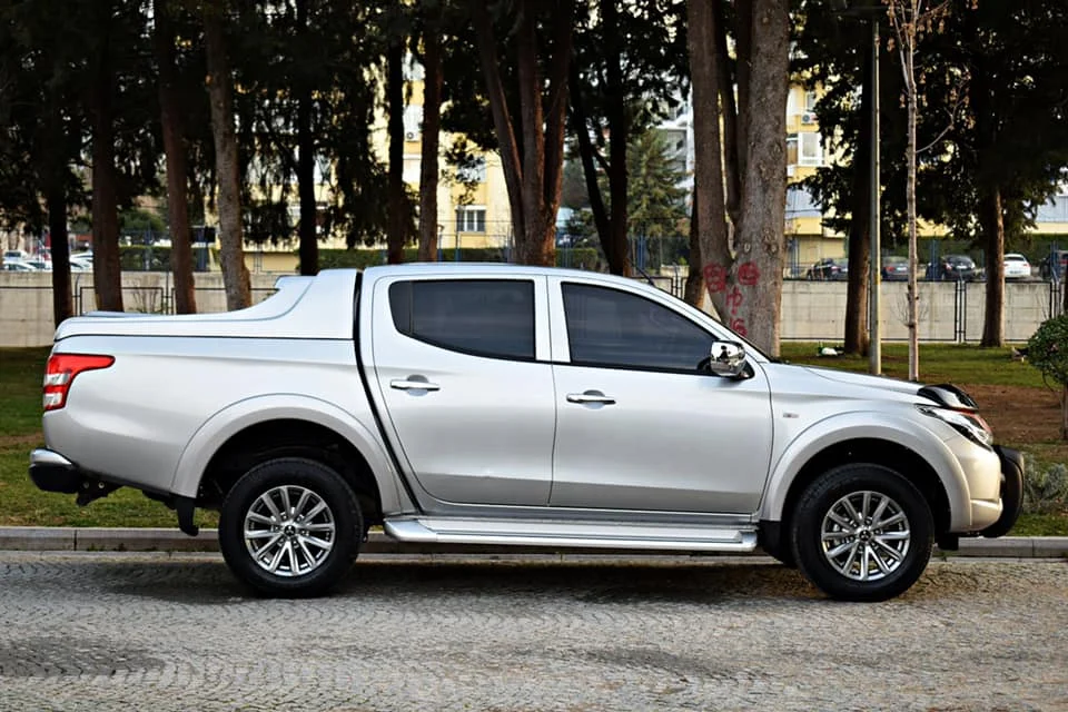 VENTASTARK Fullbox Tonneau Cover for Mitsubishi L200