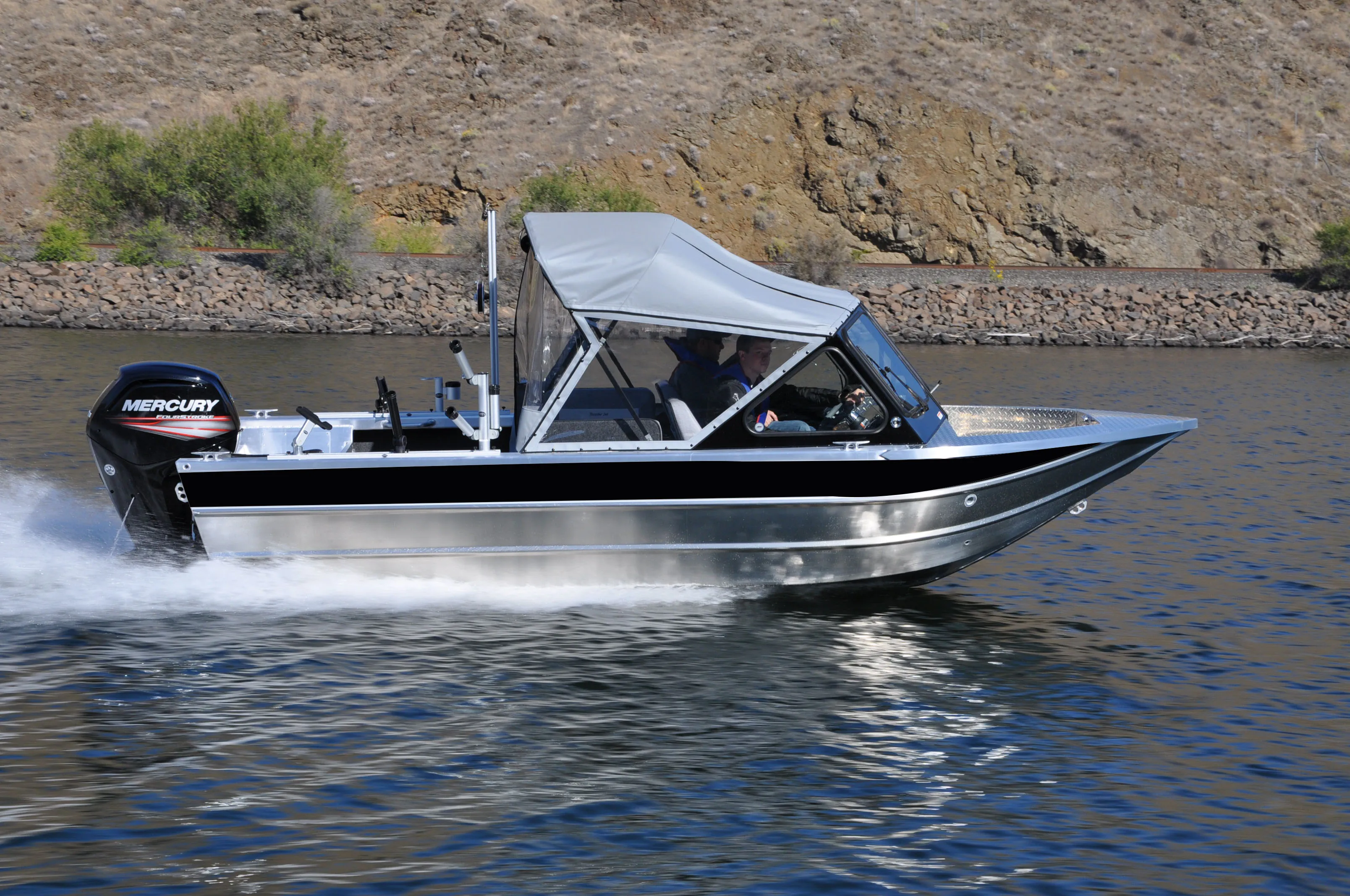 aluminum boat.jpg