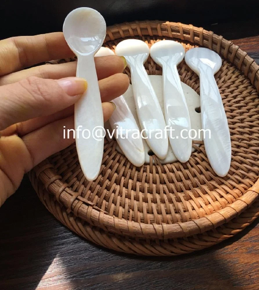 ELEGANT White Mother of Pearl Spoon, Caviar spoon size 9cm Support custom logo engraving Suitable for enjoying expensive Caviar