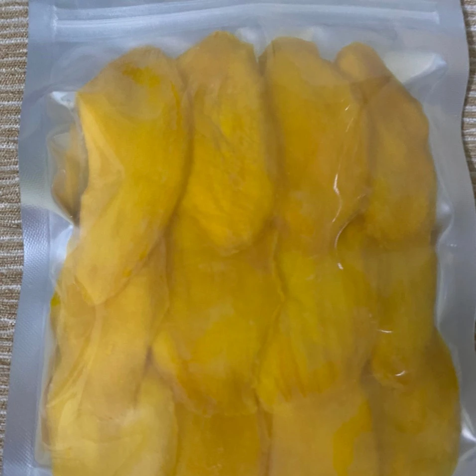 Vietnam Food and Beverage Dried  Mango Type  Sweet Taste Oval Shape 12-14 Month Shale Life 1 KG Yellow Color Vietnam
