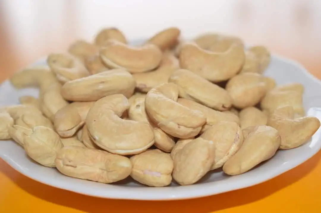 Оптовая продажа белых клинкеров для экспорта в ЕС по хорошей цене для цементных клинкеров из Вьетнама