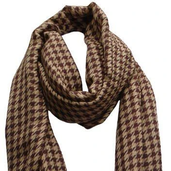Wool houndstooth scarf