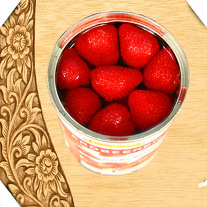 Canned strawberry.jpg