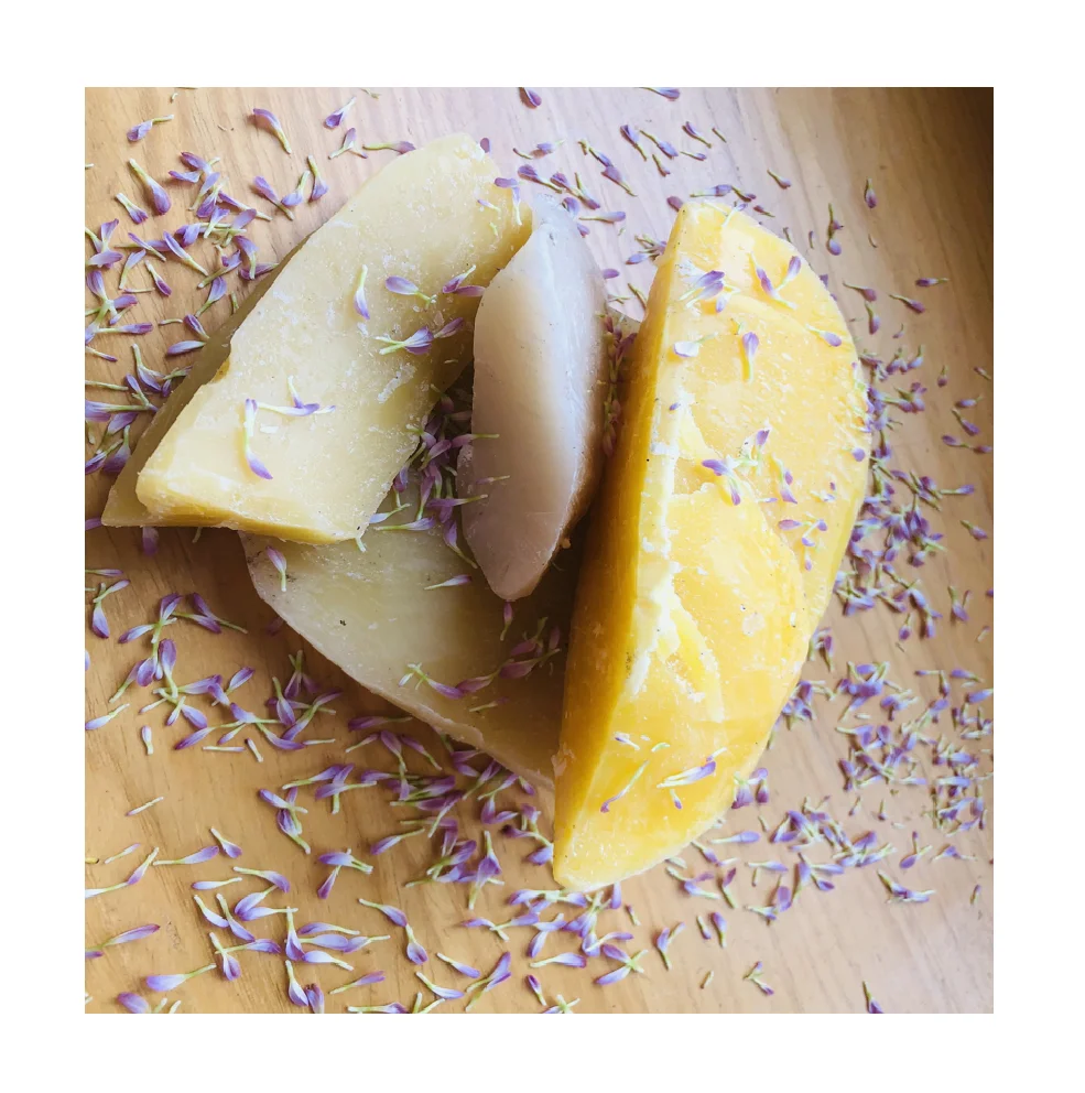 Top Quality 100 % Pure And Natural Viet Nam Beeswax 14% Hydrocarbon