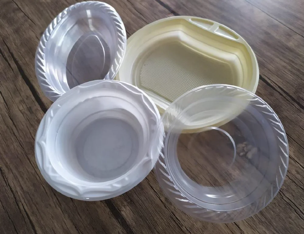 
Disposable plastic soup plates, deep plates 