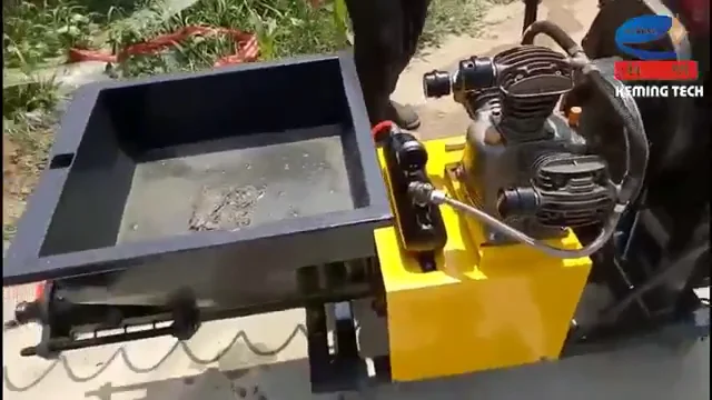 Машина для нанесения цементной штукатурки