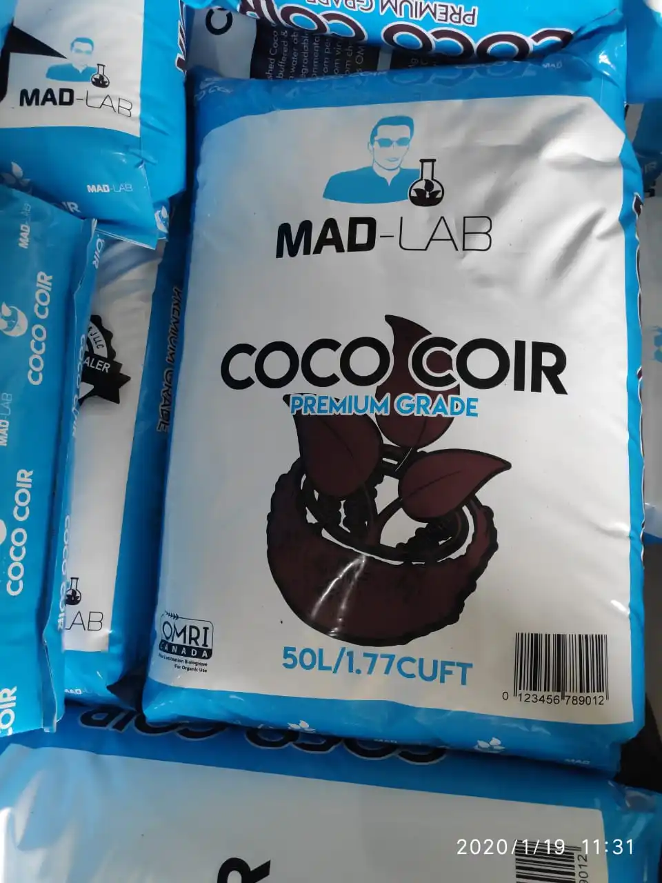 Хорошее качество оптовая цена кокосовый наполнитель 50 мешков для наполнителя торф в мешке на экспорт cocopeat