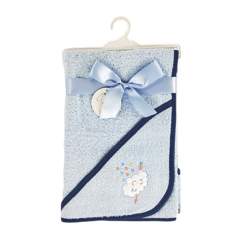 2020 Soft High Quality 100% Cotton Baby hooded kufala Blanket with cute cloud Pattern