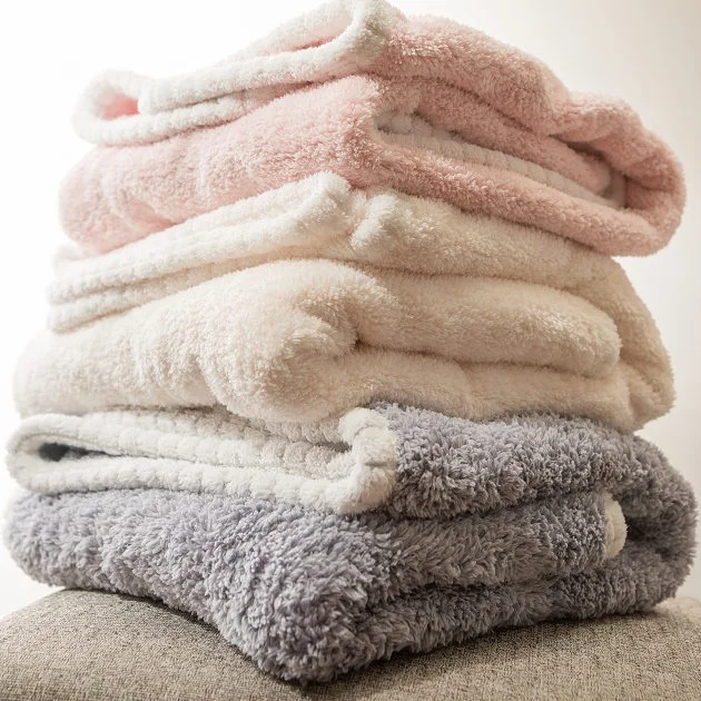 Wholesale High Quality Super Luxury Fluffy Soft 100% Polyester Moving Microfiber Blanket