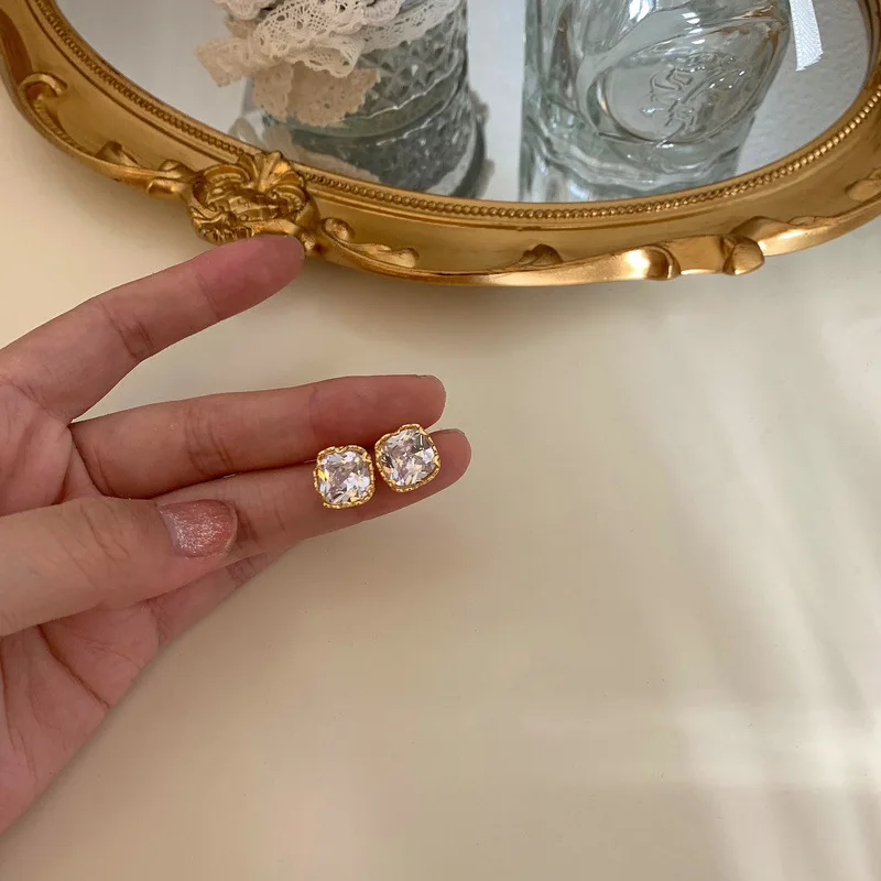 Korean fashion simple design all-match net red with the same square diamond buling 925 silver needle pattern edging earrings