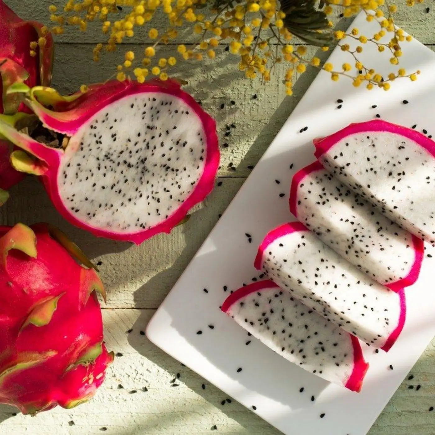 WHITE/RED DRAGON FRUIT/PITAYA FROM VIETNAM // Lionel +84 348130044