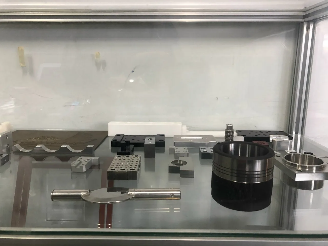 OEM CNC stainless steel casting in Vietnam Surface treatment  anodized  Engraved logo ing Machine Parts Machining Powder coating