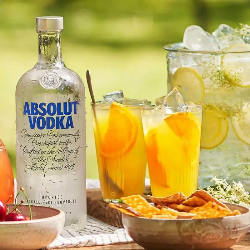 Exclusively Made Natural Ingredients sugar Free Original 700ml 40% alc./vol Swedish Glass Vodka Bottle