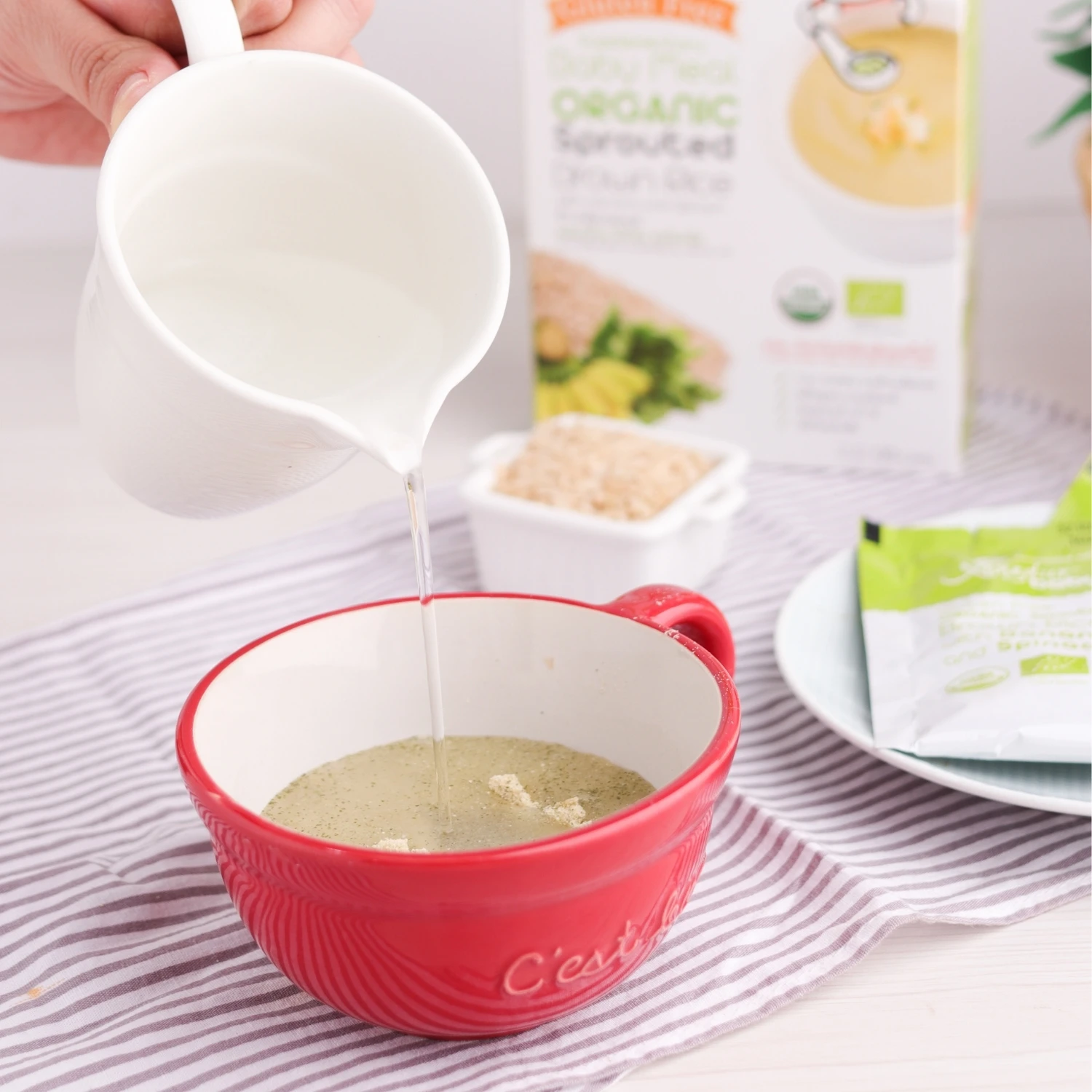 Добавка для детского питания, органический Выращенный коричневый рис с бананом и шпинатом от Xongdur Baby