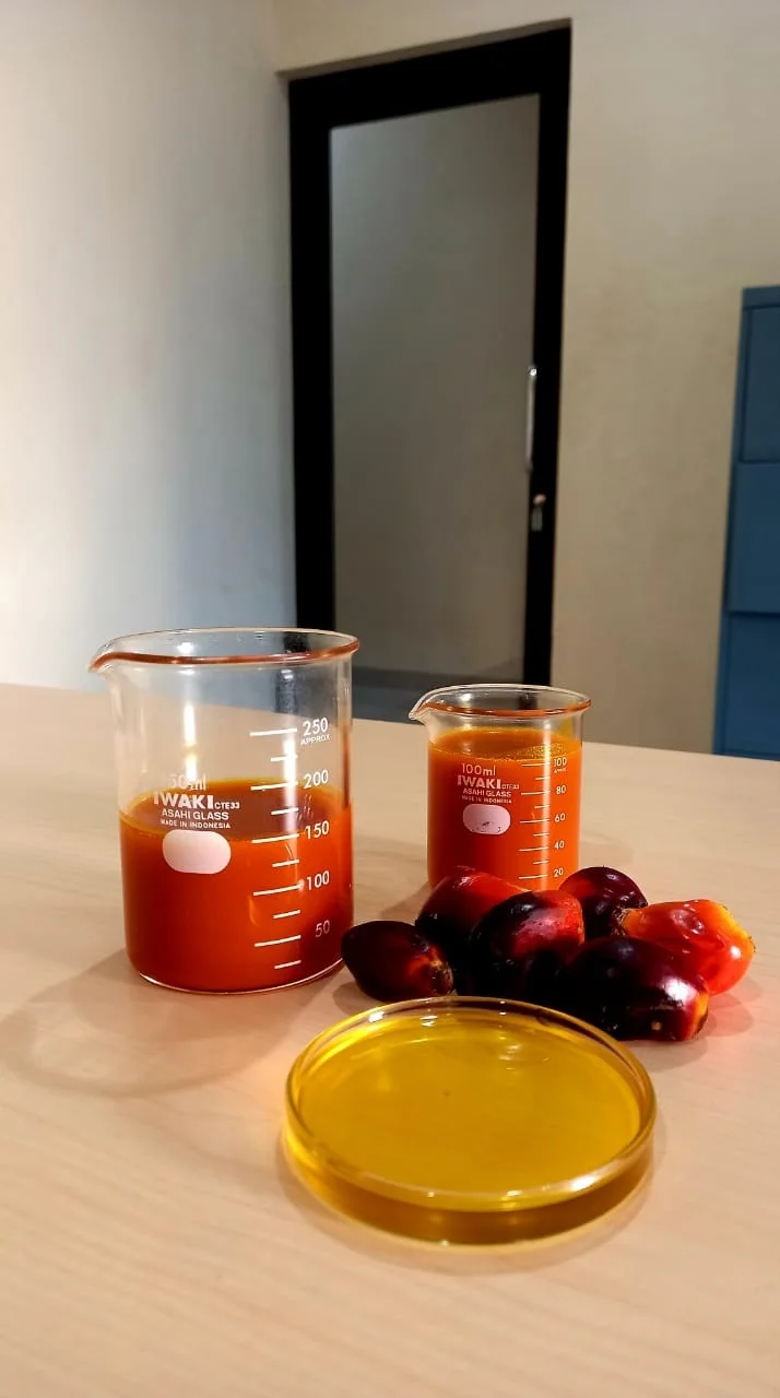 100% Purity 4.5% max FFA Natural Crude Plant Palm Oil (CPO) In Bulk Packaging Used For Cooking From Indonesia