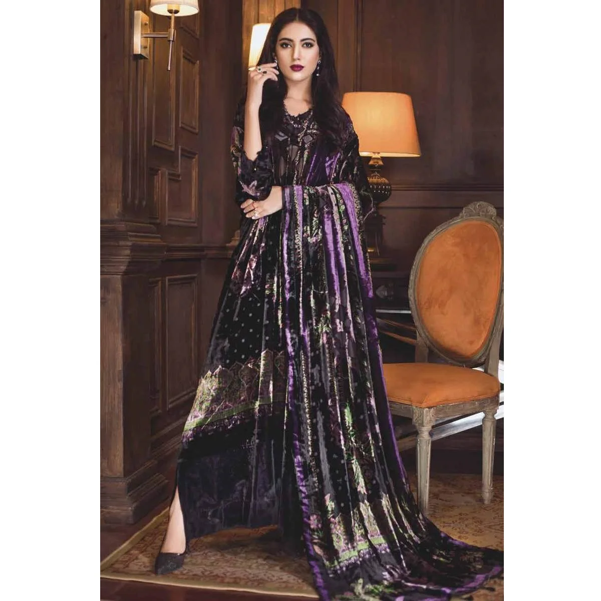 Winter velvet velour purple color party wear beautiful Pakistani Indian beautiful salwar kameez shalwar kurti long frock dress