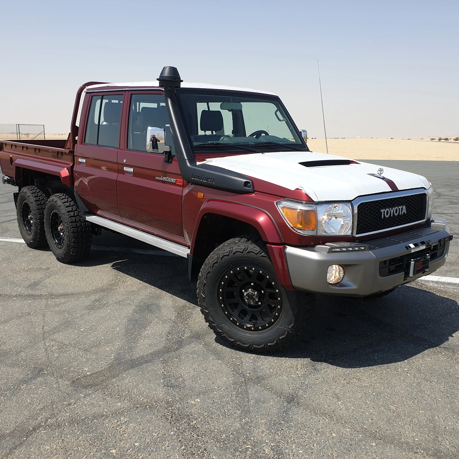 USED LHD ROAD OVERLAND TOYOTA LAND CRUISER FOR SALE