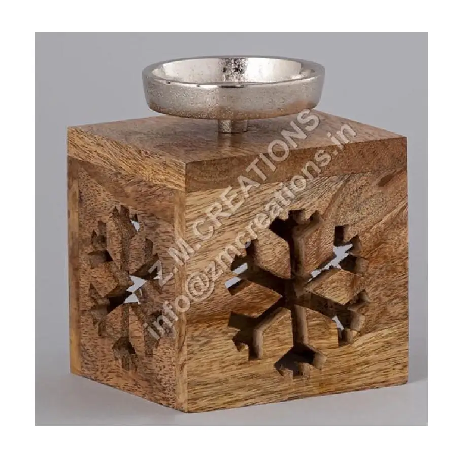 Christmas and Easter Festival Home Decor Snowflake Design Mango Wood and Metal Tealight Candlestick Holder Packaged in Box