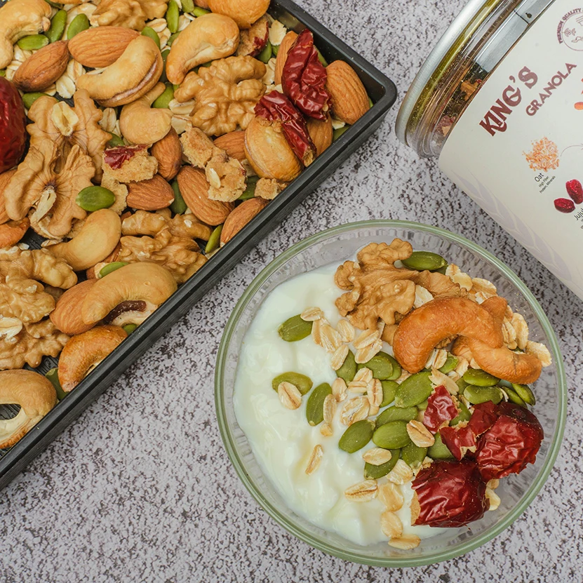 Sugar-Free Box Baked Cashew Almond Granola for Adult with Vani and Honey Flavor