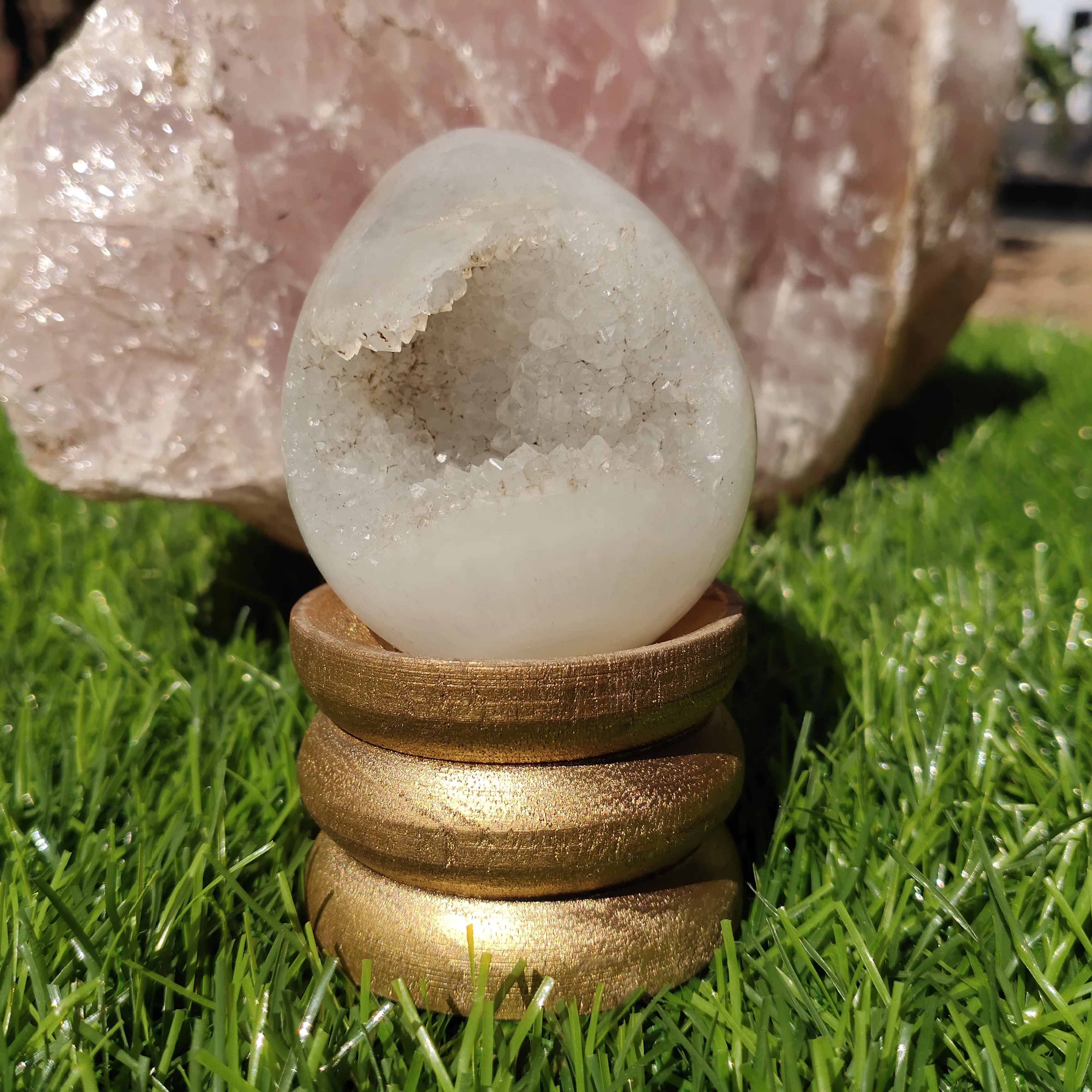 New Arrival wholesale  Agate Geode Druzy Crystal Eggs Fengshui  for Home Decoration  gift