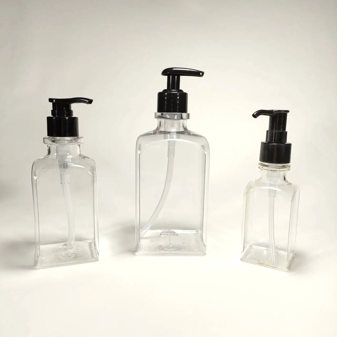 500ml square shampoo plastic bottle with black pump