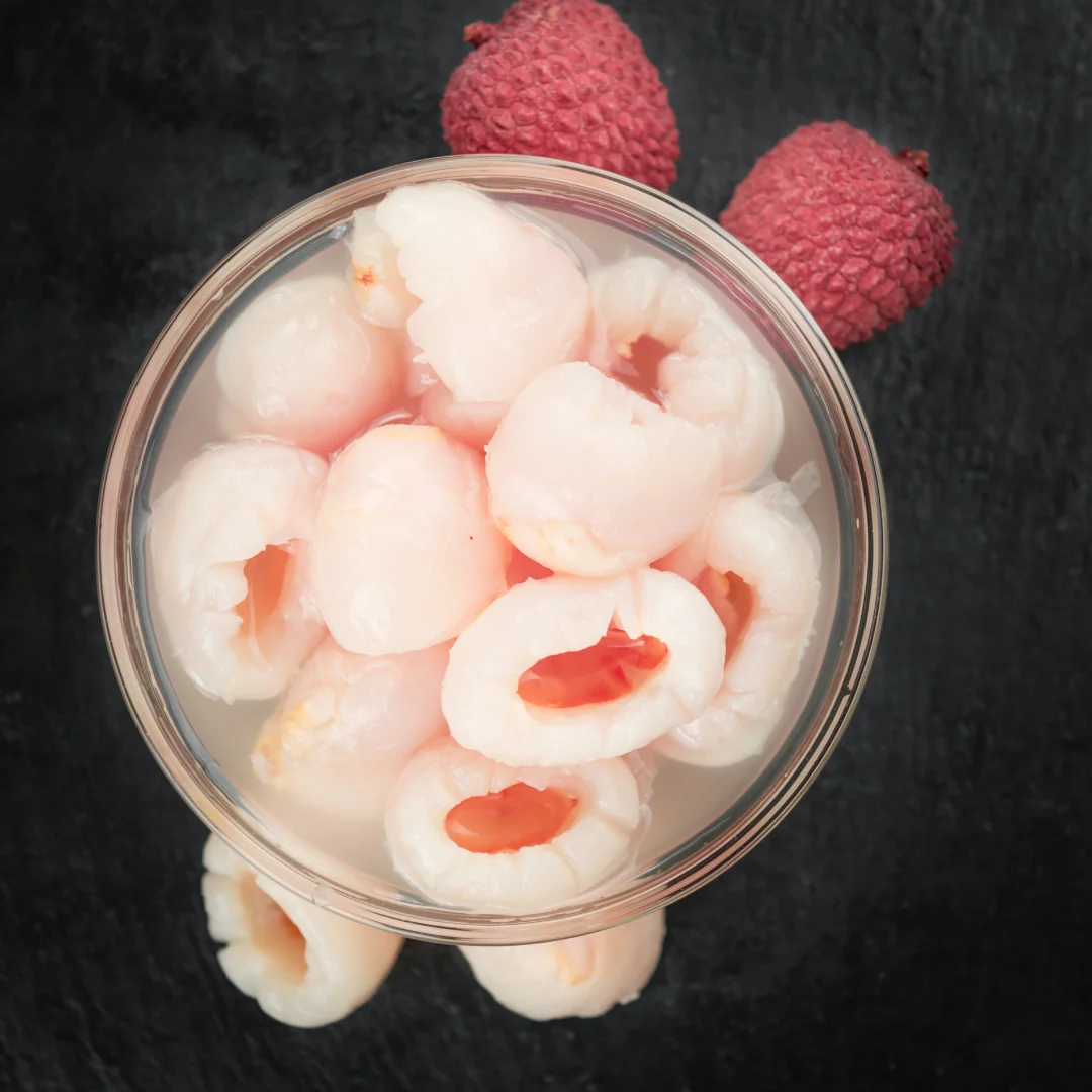 Собственная торговая марка вьетнамская фабрика консервированные фрукты ISO HACCP стандарт OEM Lychee в светлой сиропе с индивидуальной упаковкой