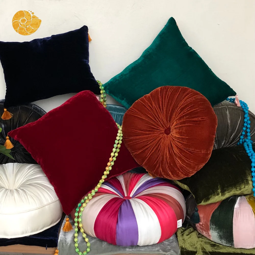 Wholesale High Quality Cushions Round Silk Colorful CushionSofa Car Cushion Cushions for Home Decor Indoor Decorative Boho Style