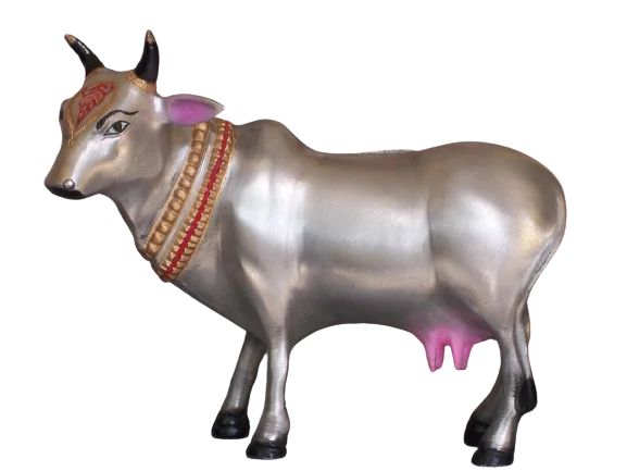 Creative Design of Aluminium cow statue white metal colored handmade Decorative cow statue For Home and Gift Item