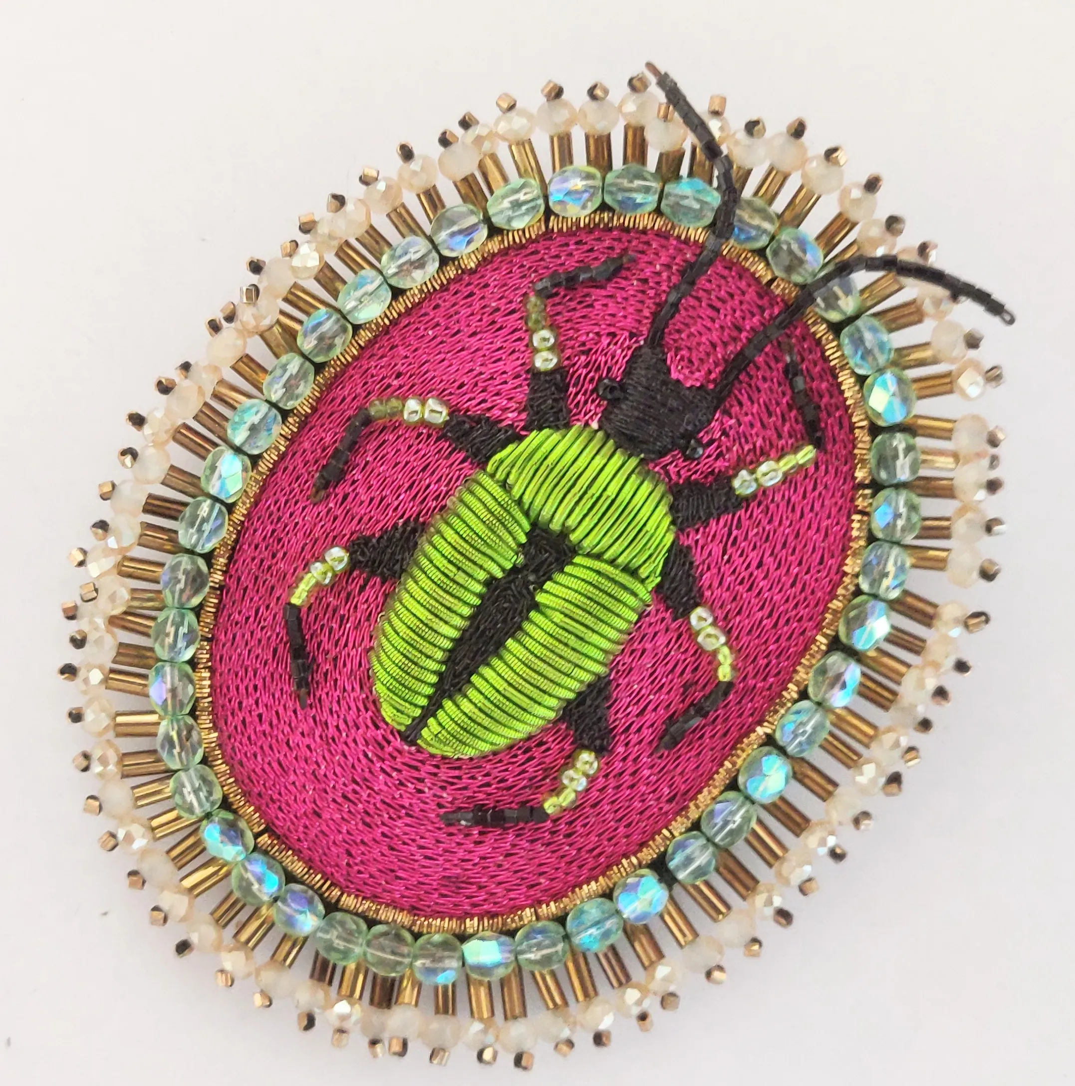 BROOCH_-_GREEN_BEETLE_5.jpg
