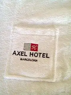 Hot Sales Soft & Absorbent Hotel Bathrobes & Slippers White 100% Cotton terry.
