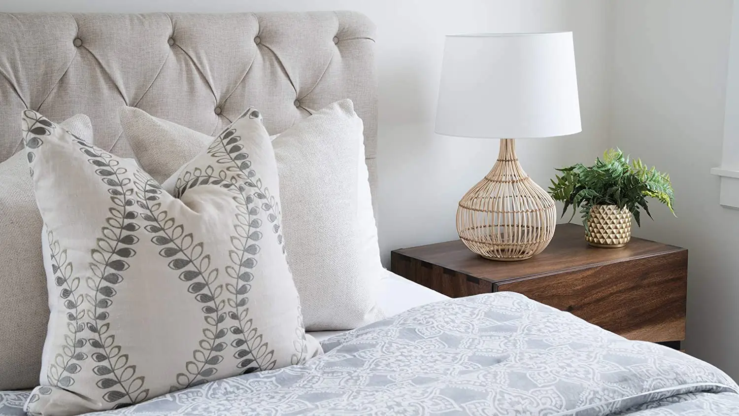 Минималистичная белая желтая ротанговая настольная лампа оттенок элегантная прикроватная ночник