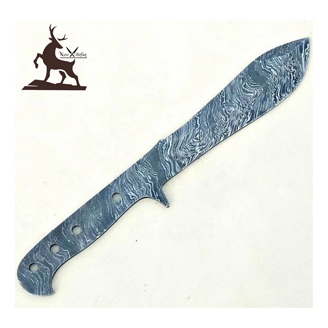 Wholesale Damascus hunting knife blank blade handmade customizable with twisted pattern bowie camping knife