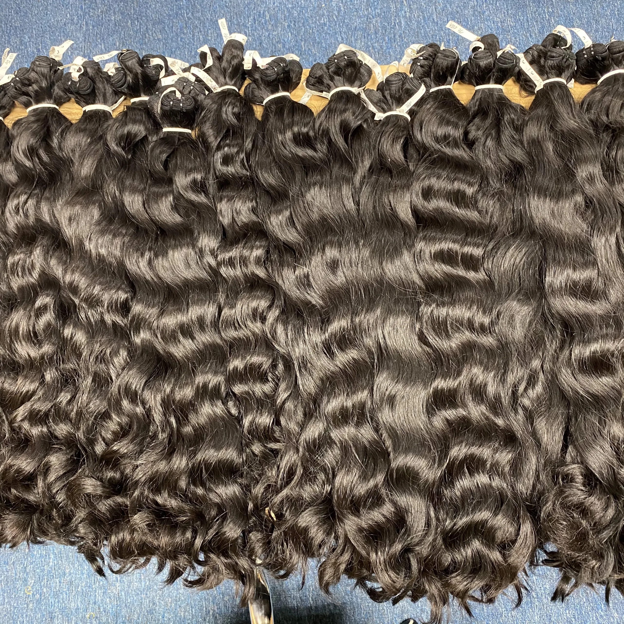 Волосы Belady натуральные волнистые 100% русские пряди волос 100 грамм с> = 60% длинное соотношение без химической обработки