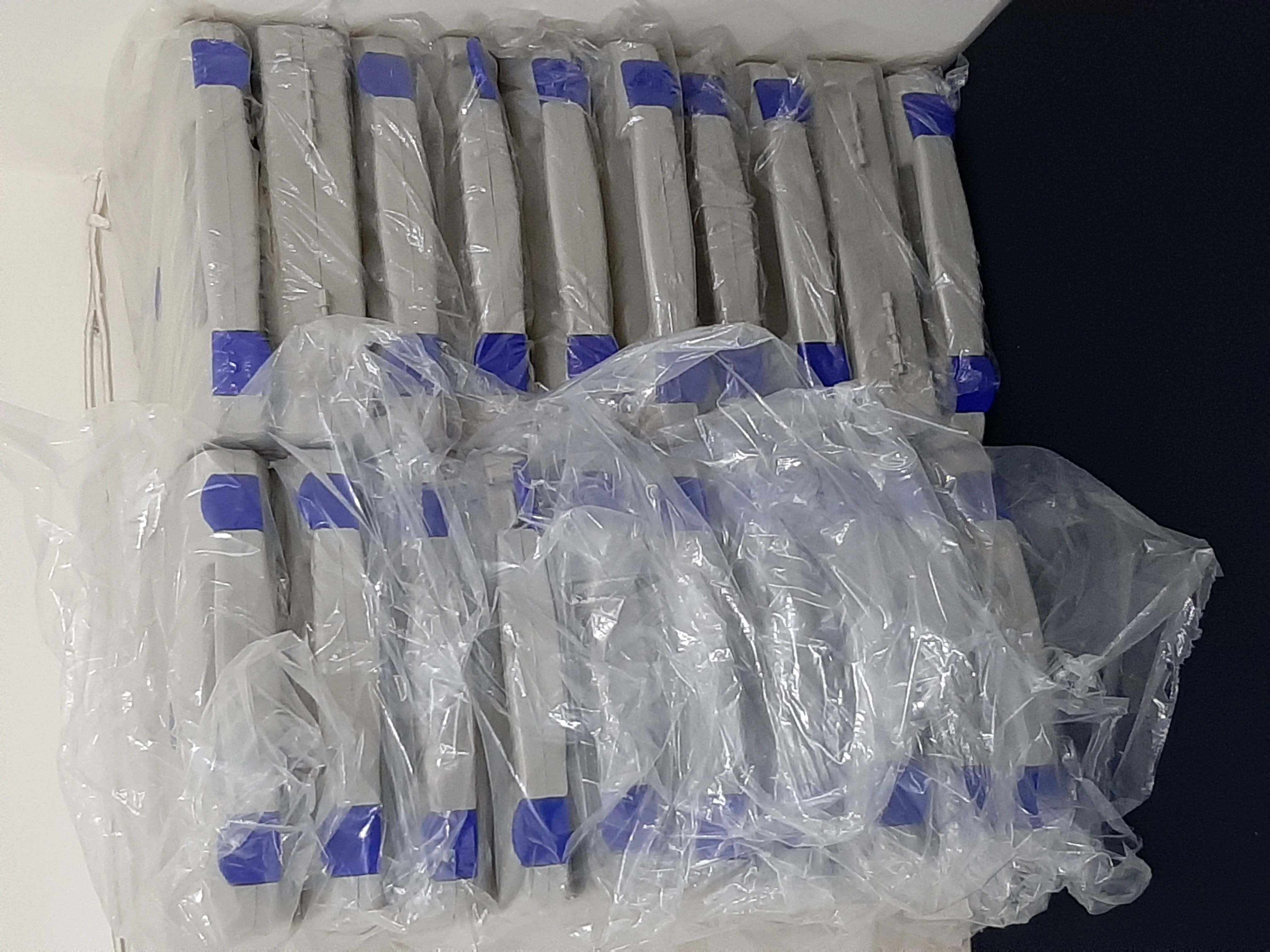 Standard  illumination Mcintosh Laryngoscope  / Laryngoscopy Surgical Instruments - Bulbs 2.5V Halogen also 3.5V LED