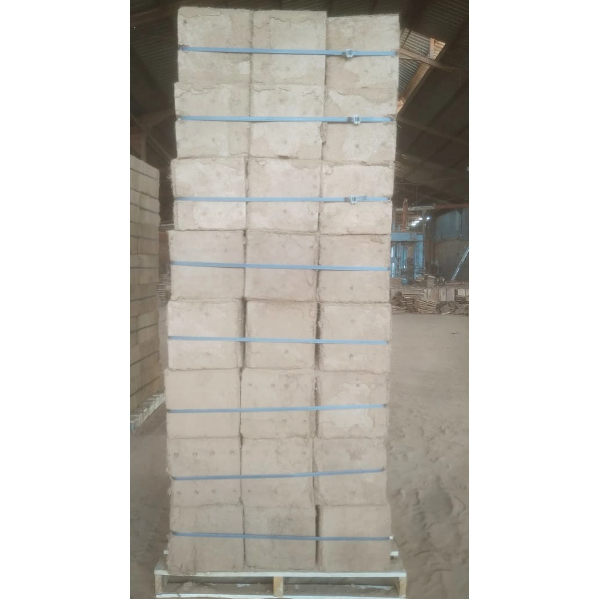 Cocopeat Coco Coir Coco Pith Brick / Block 5 kg High EC Indonesian Best Quality