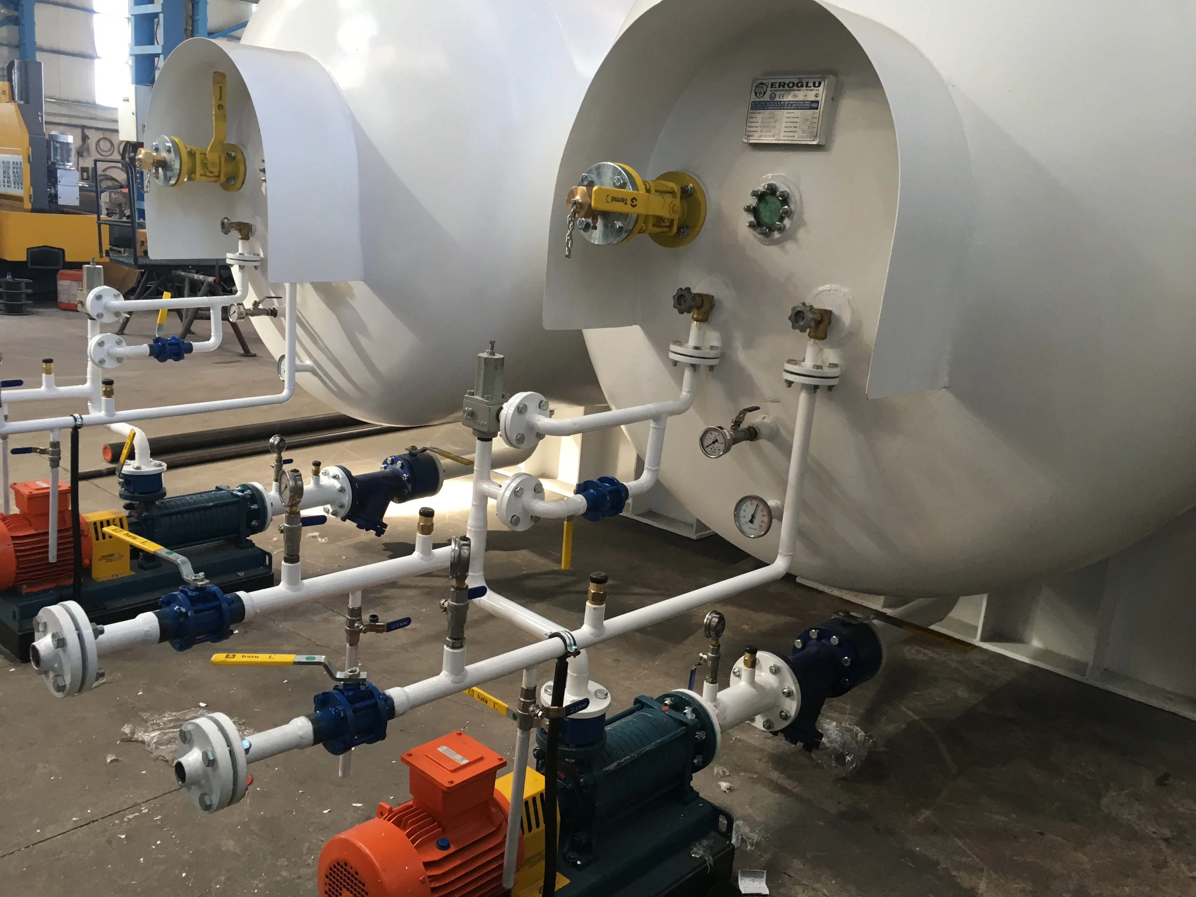 
LPG TANK SKID MOUNTED 