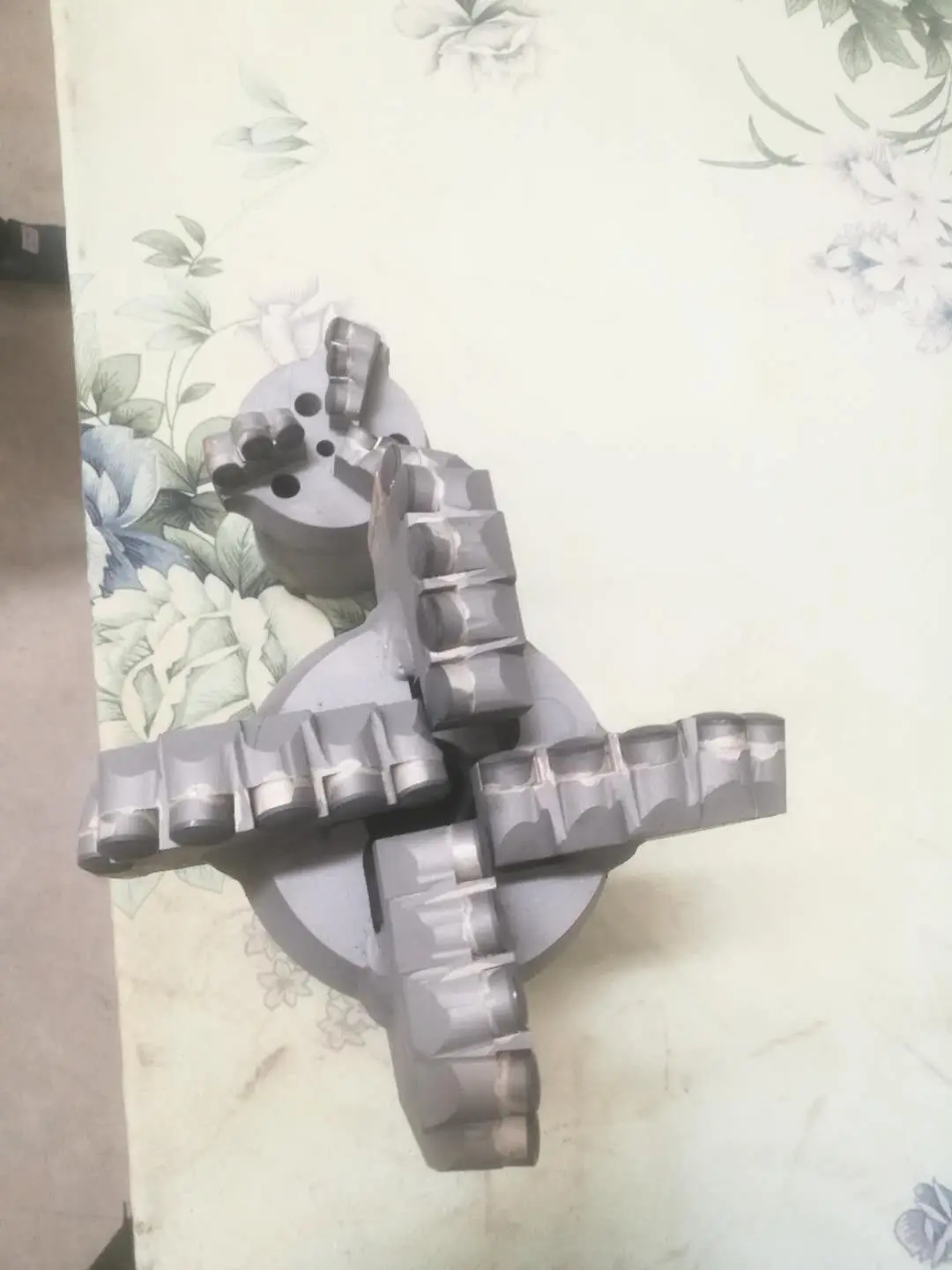 Фабрика сразу поставляет 146 мм долото PDC для бурения скважин на воду