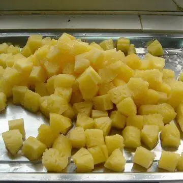 
Wholesale best price IQF Pineapple tidbits/ Frozen Pineapple tidbits cubes crushed high quality 