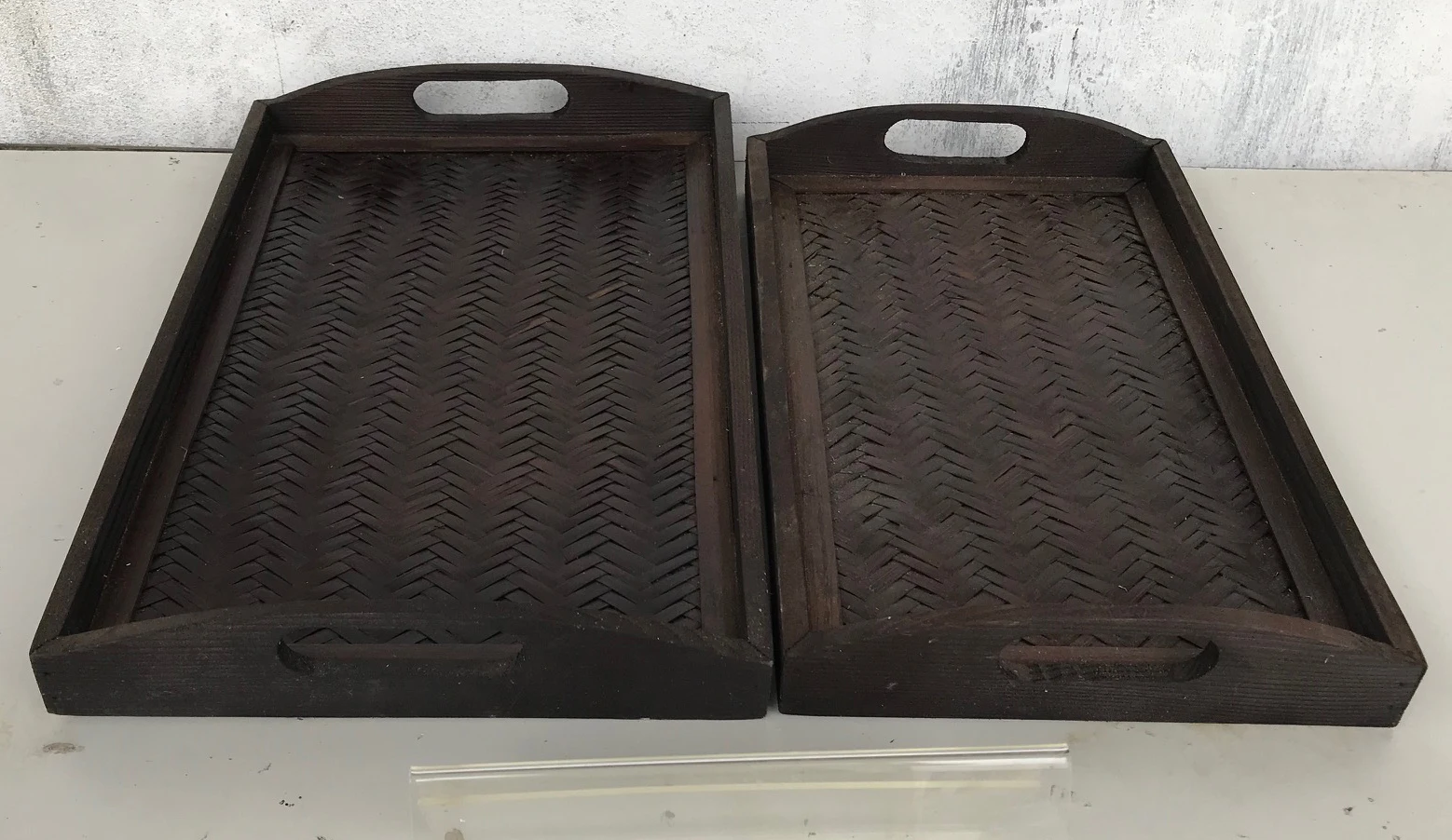  Оптовая продажа высококачественные вьетнамские прямоугольные бамбуковые подносы темно-коричневого цвета ручной работы