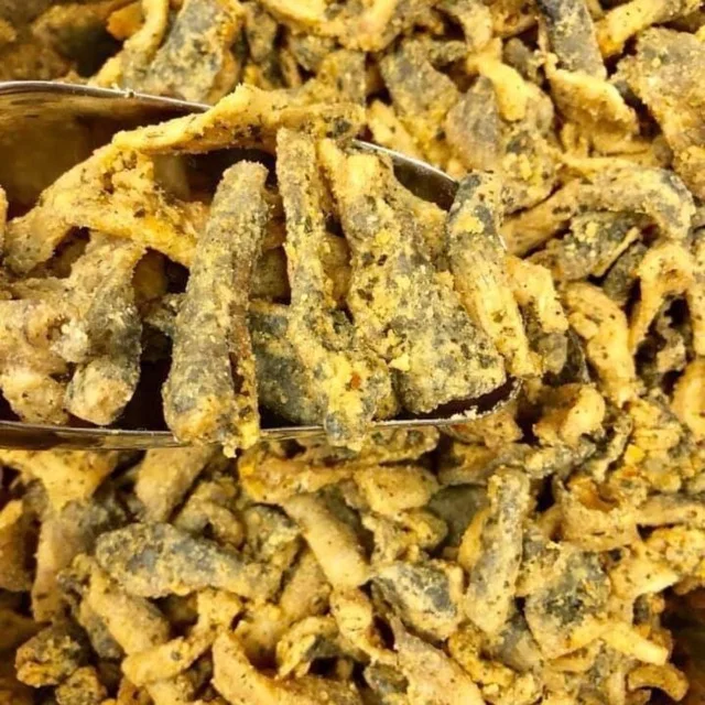 Вьетнамские соленые Хрустящие Жареные Закуски рыба сушеная Кожа Лосося-Axel + 84 38 776 0892