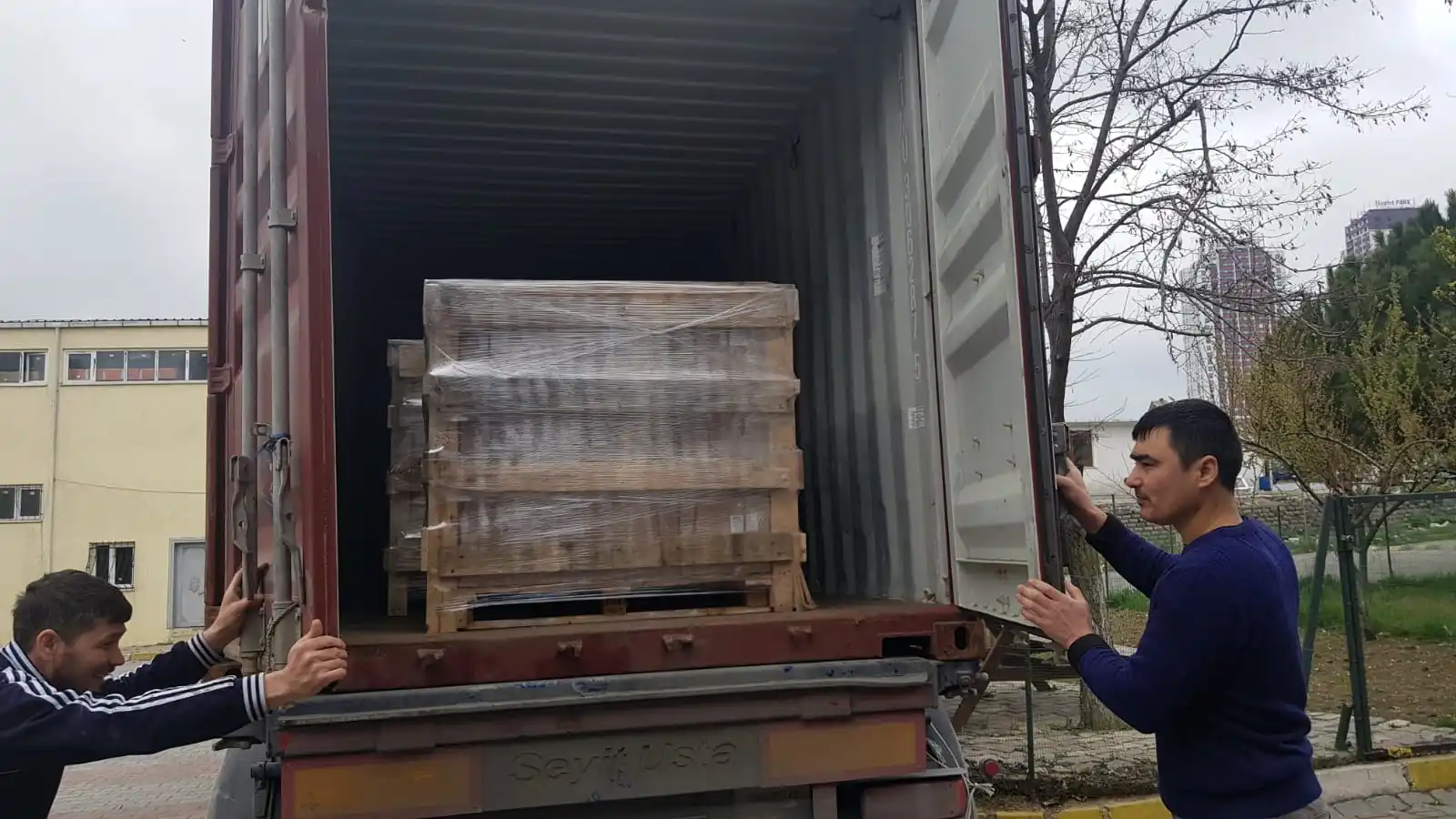 CAPACITOR BANK 10 Kvar 440V 50Hz 3 Phases  Manufacture In TURKEY