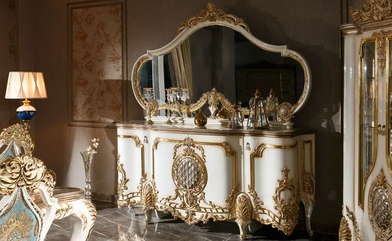 luxury chest of drawer in solid wood