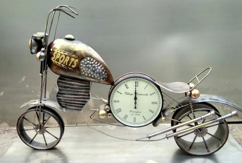 Newest Amazon Hot Selling Custom Design Decorative Metal Red Bike Vintage Design Antique Clock for Home Art WALL Decoration