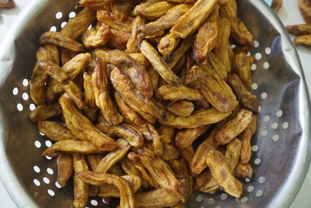 Newest Style Type Fruit Chips Max Dragon Organic Banana Fruit With Dried Process Soft Sweet Dried Banana With High Quality