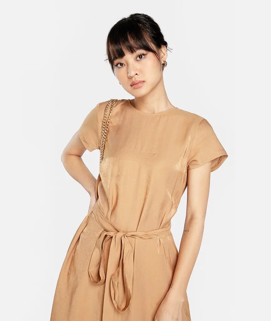 Customized Young Woman Fashion Style Summer Women Round Neck Slim Fit  Knitting Clothing Made In Vietnam