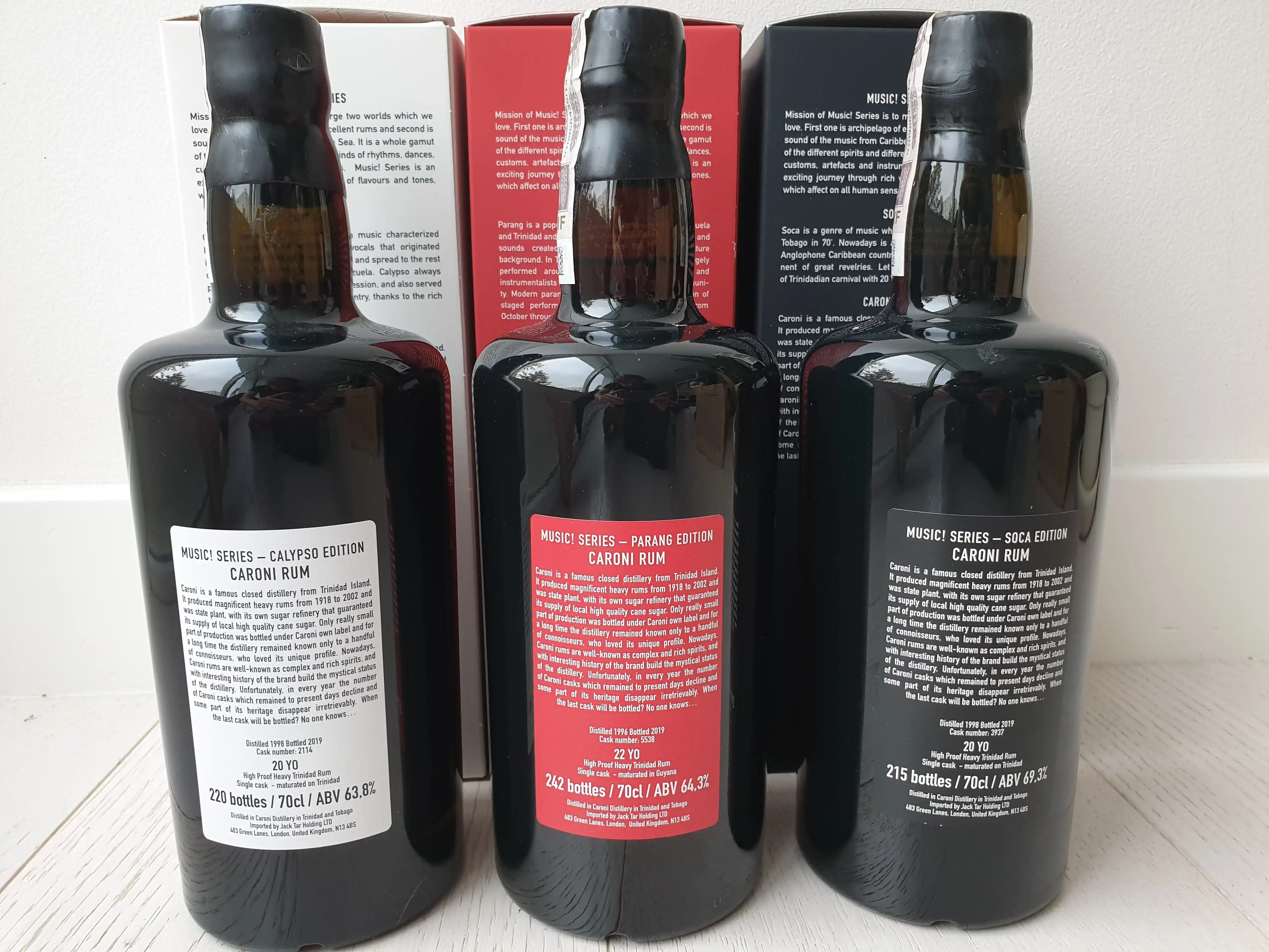 Музыка Caroni! Серия-дистиллированная на дистиллере Caroni-Паран, сока, Калипсо, рапсо, буррокет, Chutney - 6x 700 мл