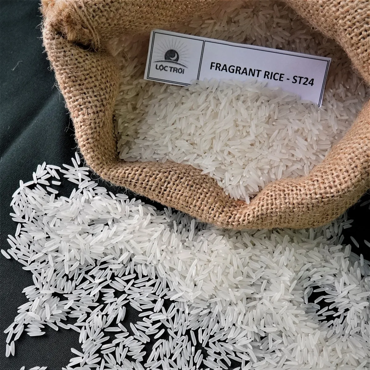 Оптовая продажа качественного ароматизированного риса ST24 с длинным зерном экспорт из Вьетнама лучший поставщик свяжитесь нами по лучшей