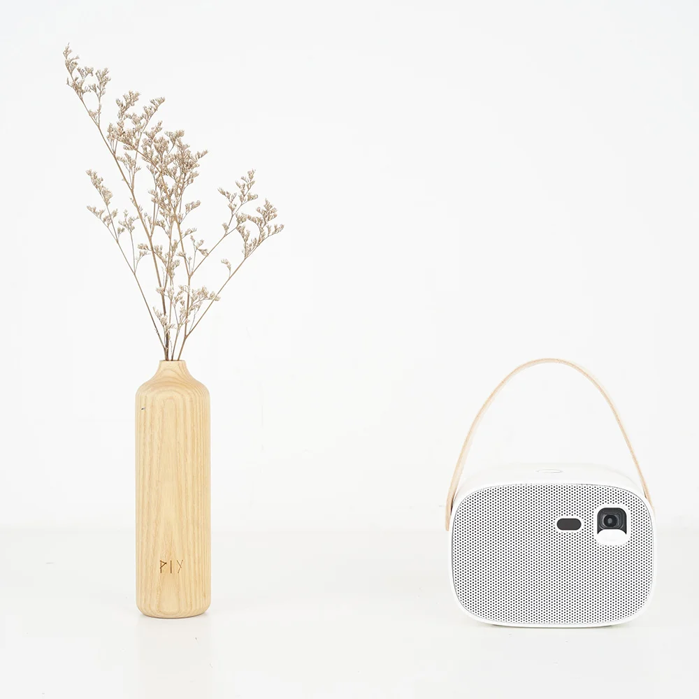 Hot Selling Fashion Design Mobile WIFI Bluetooth Portable DLP Projectors 200ANSI Lumens 1080P Mobile Phone Beam Projector