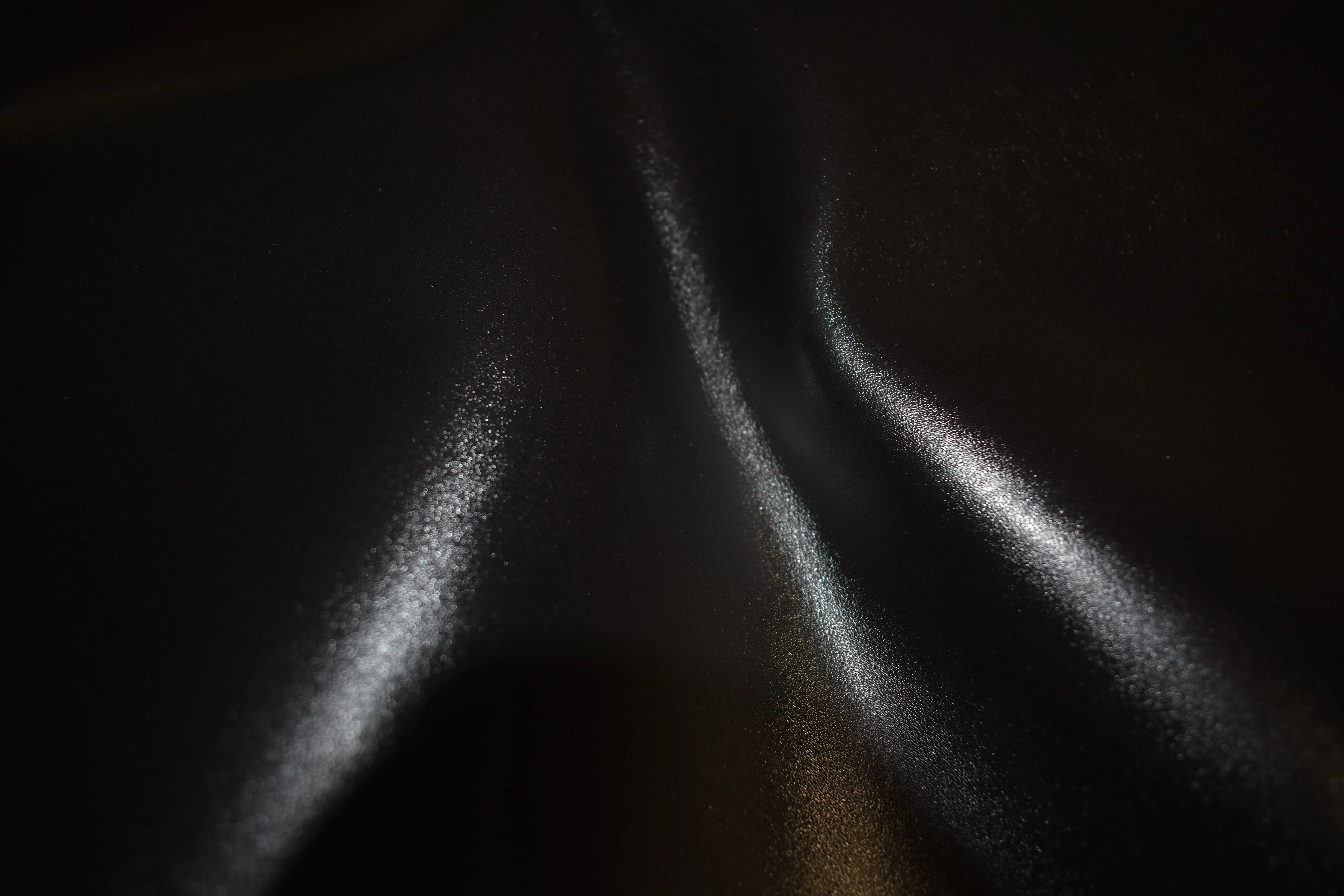 Smooth Cow Grain leather with Pointed and Round hand, ideal for Footwear and Leather goods