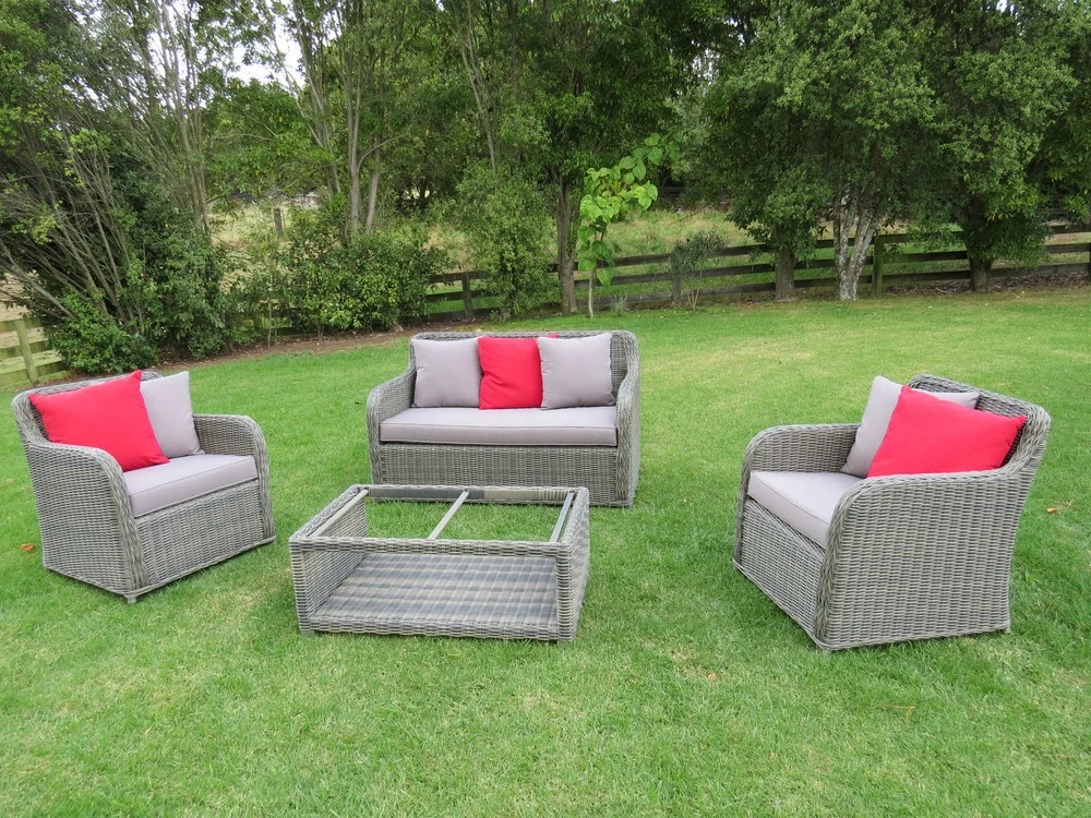 4 Seat Square Bar Set with Ice Bucket